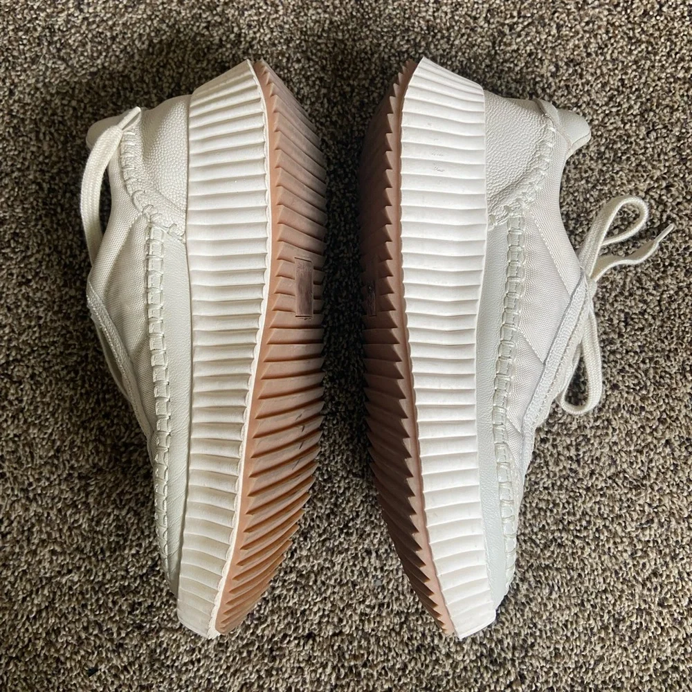 Dolce Vita Platform Sneaker Size 7.5
